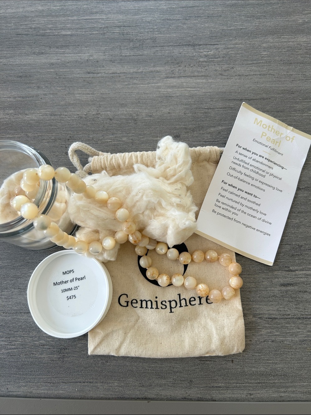Gemisphere Mother of Pearl 10mm Beaded Bracelet - Cream